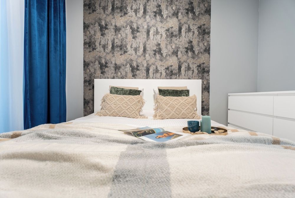 Business Apartment, 1 Bedroom (Pure Rental Apartments C2234)