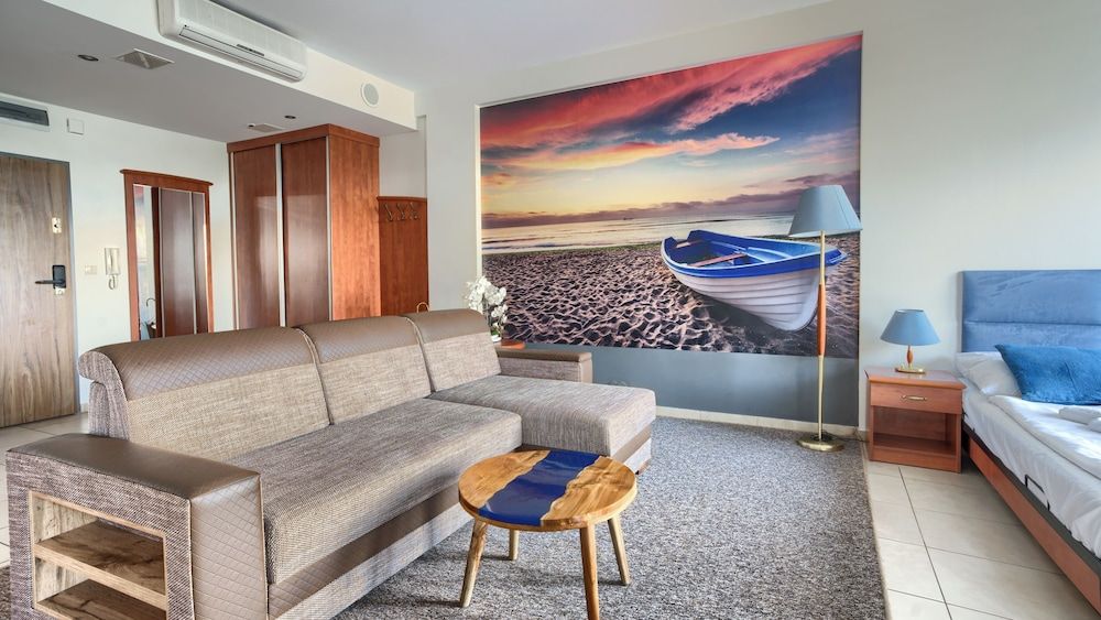 Apartment B 303 partial sea view