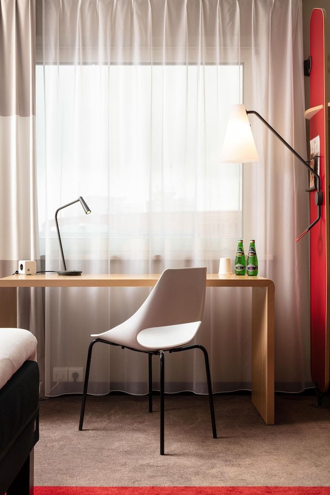 Room, 2 Twin Beds, Accessible