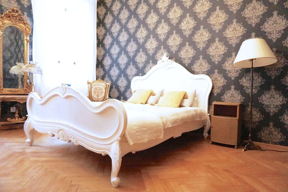 undefined AAA STAY Castle Square Old Town 2