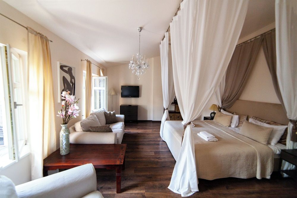 Lounge Apartments Deluxe Studio, Kitchenette 15