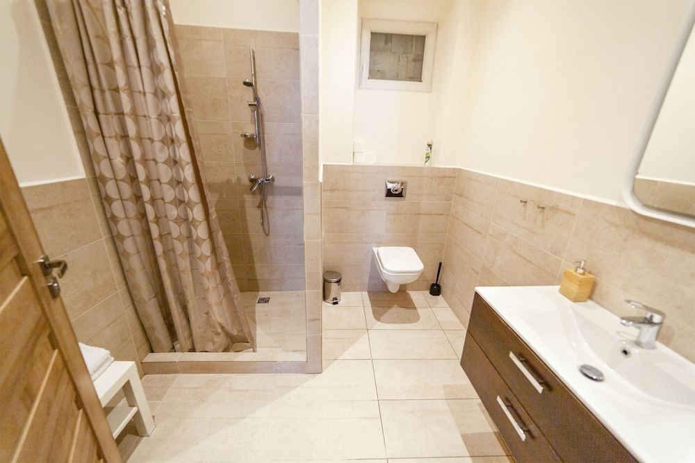 Lounge Apartments Standard Apartment, 2 Bedrooms, Kitchenette 5