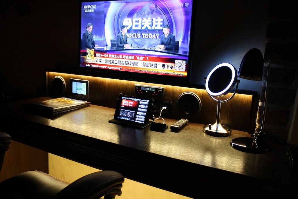 In-Room Business Center