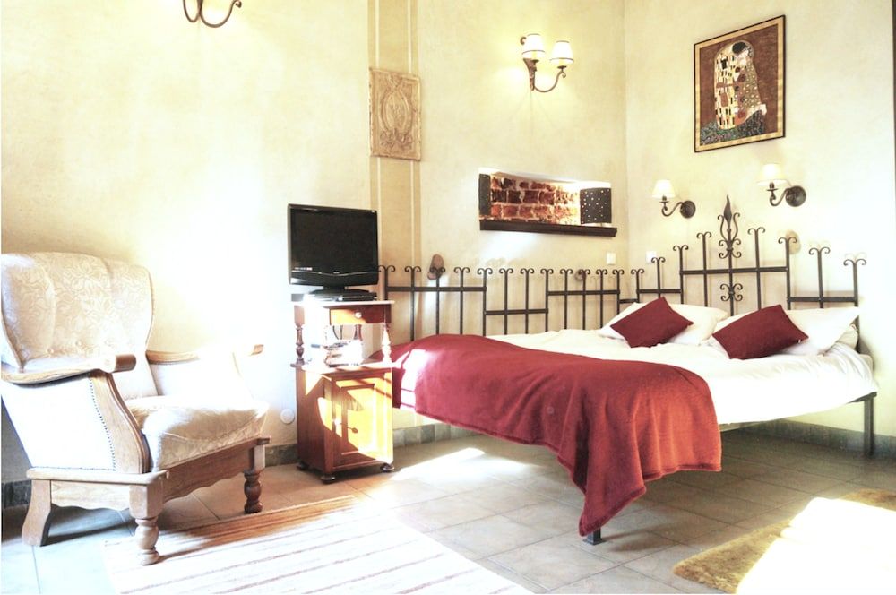 undefined AAA STAY Market Square Old Town 2