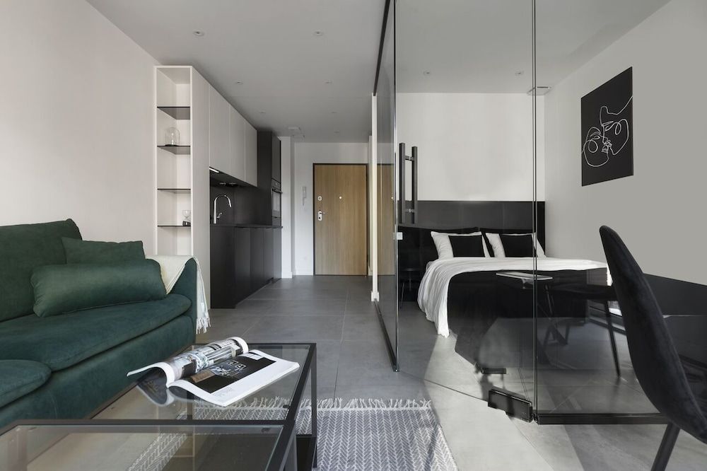 Superior Apartment