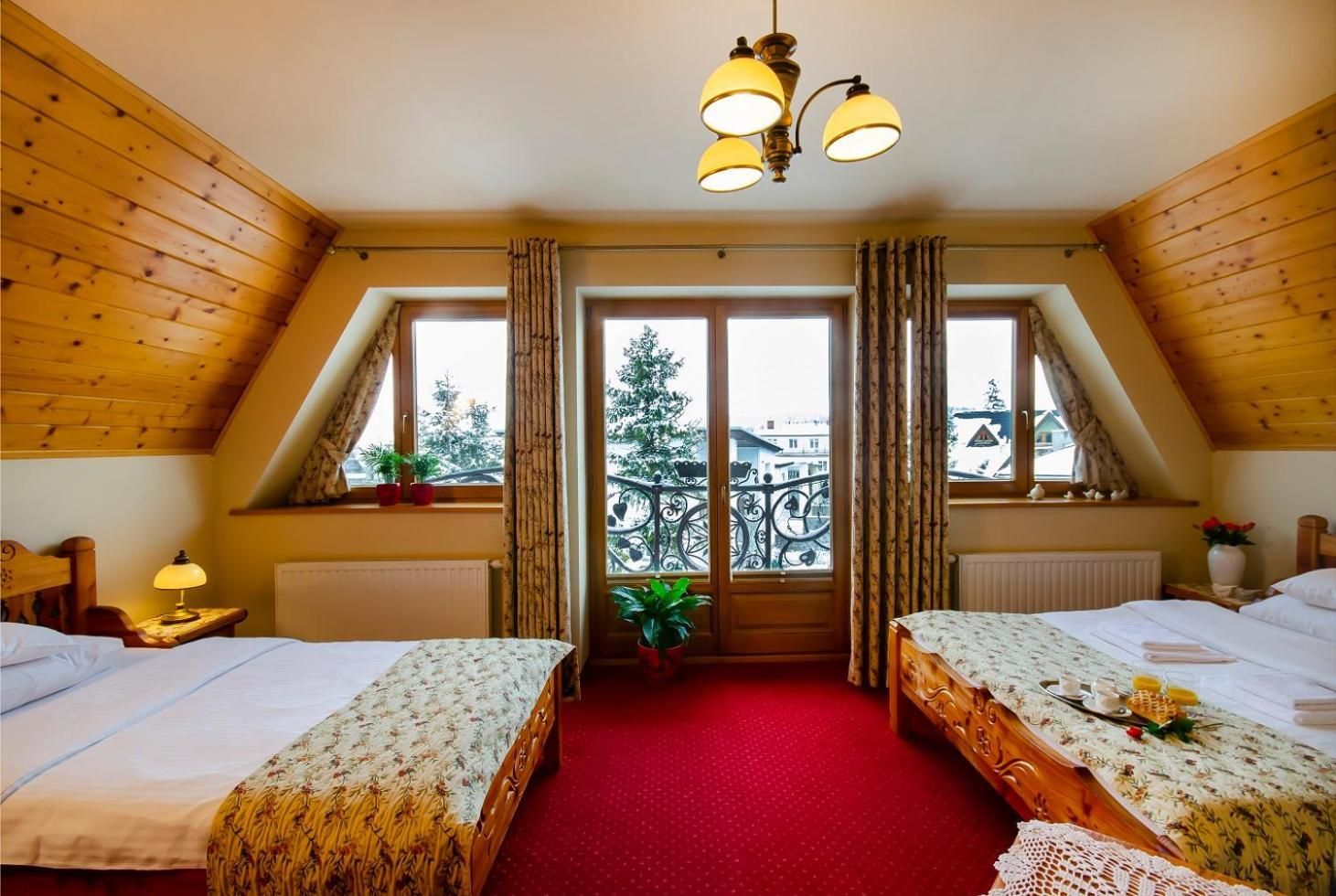 Triple Room