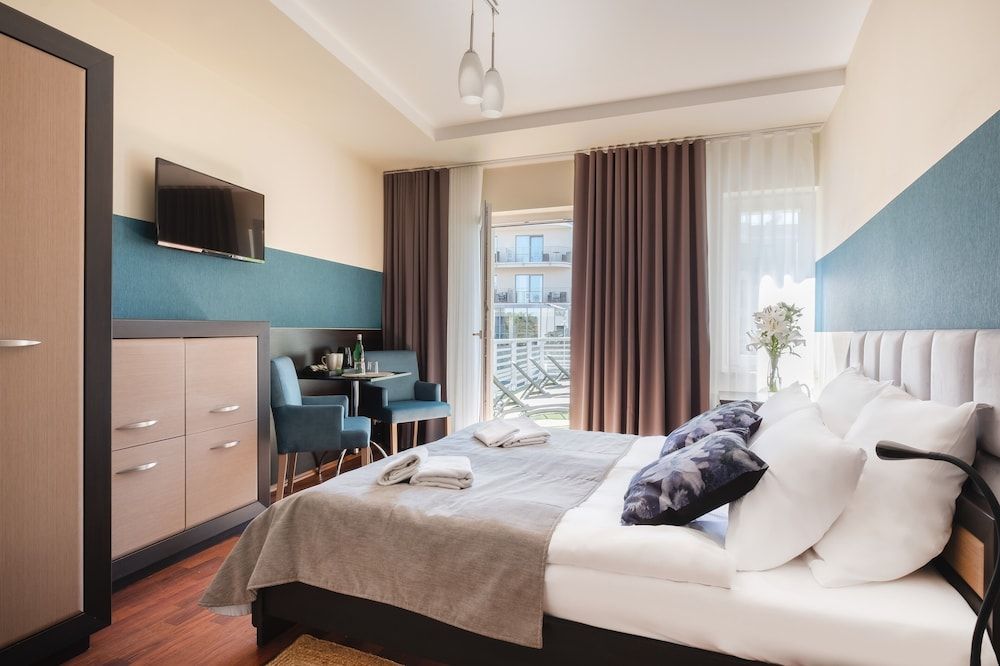 Max Health Resort SPA Standard Double Room 6