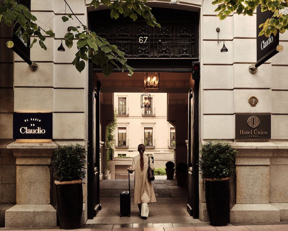 undefined Hotel Único Madrid - Small Luxury Hotels 4