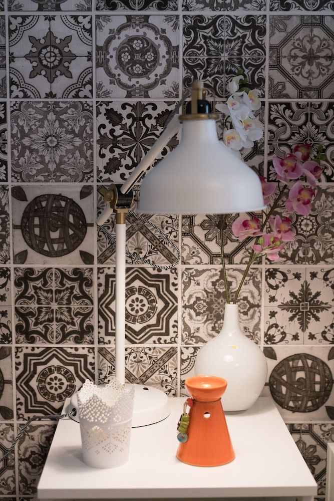 undefined Lisbon Fragrances Patchouli Flowers 10