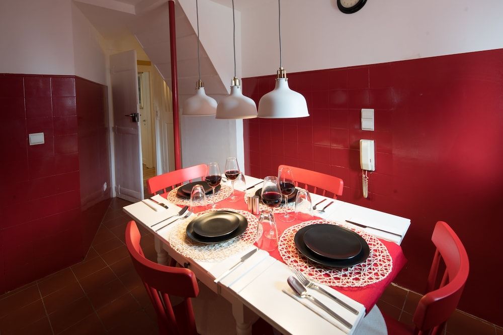 Lisbon Fragrances Patchouli Flowers Deluxe Apartment, 2 Bedrooms 9