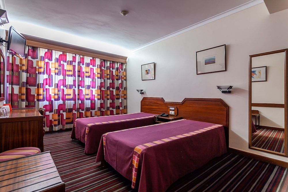 Hotel Nacional Twin Room 3