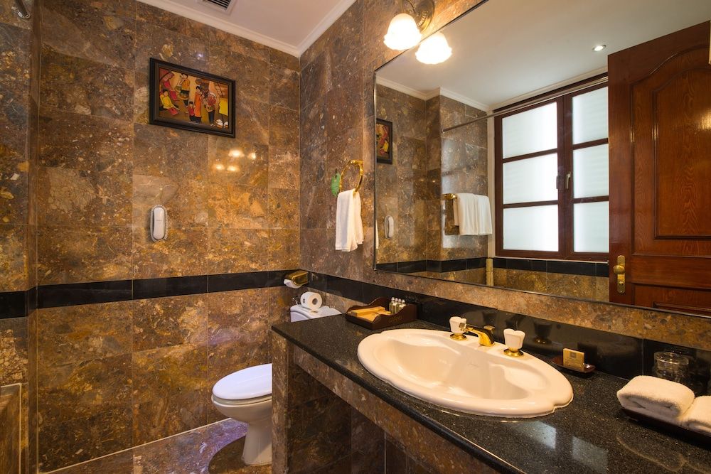 undefined Hotel Grand Saigon 5