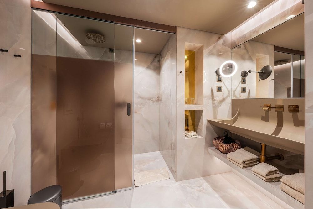 The Views Baia - Adults Only Deluxe Double Room, Sea View 4