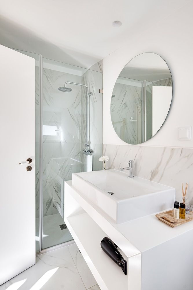 1869 Príncipe Real House Superior Double Room with Balcony 12