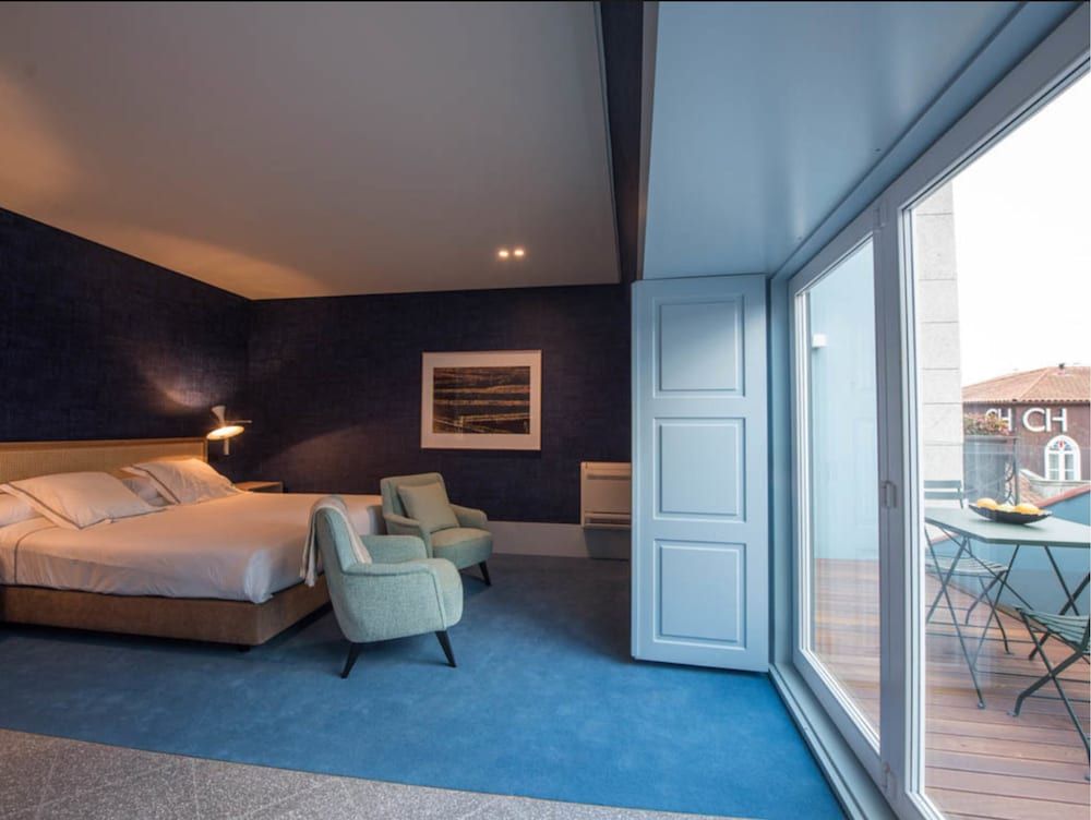 undefined Apartamentos The Arc Carrís 2