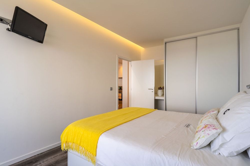 City Apartment, 1 Bedroom, Ocean View, Oceanfront