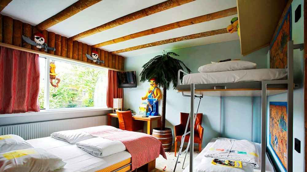 Hotel LEGOLAND, DENMARK Pirate Room