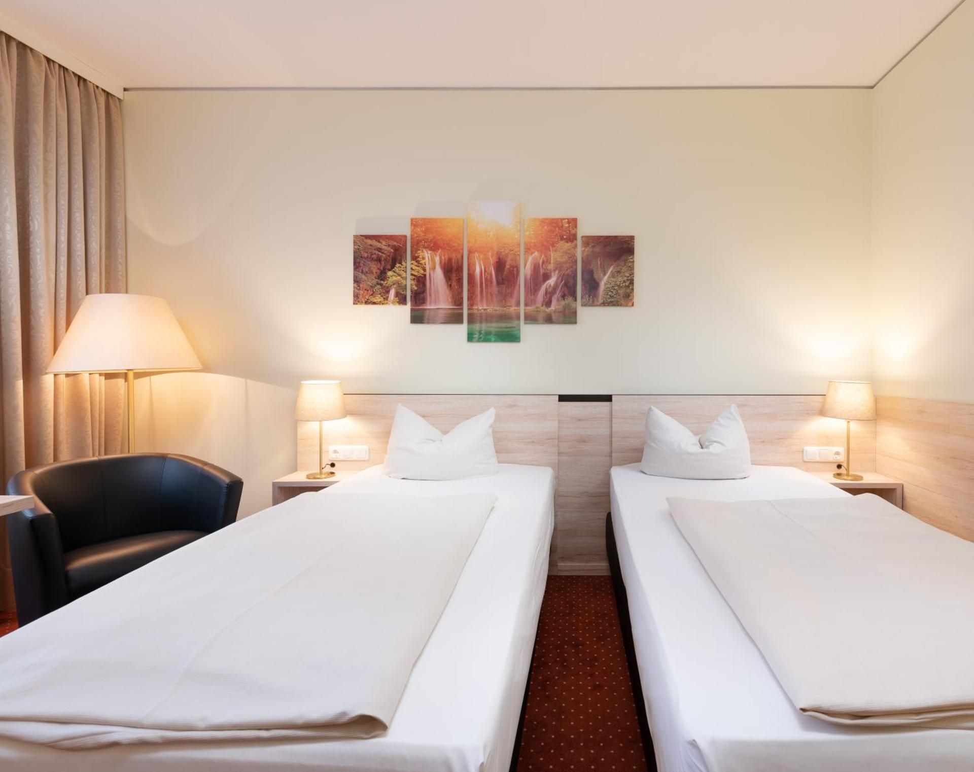 Comfort Twin Room