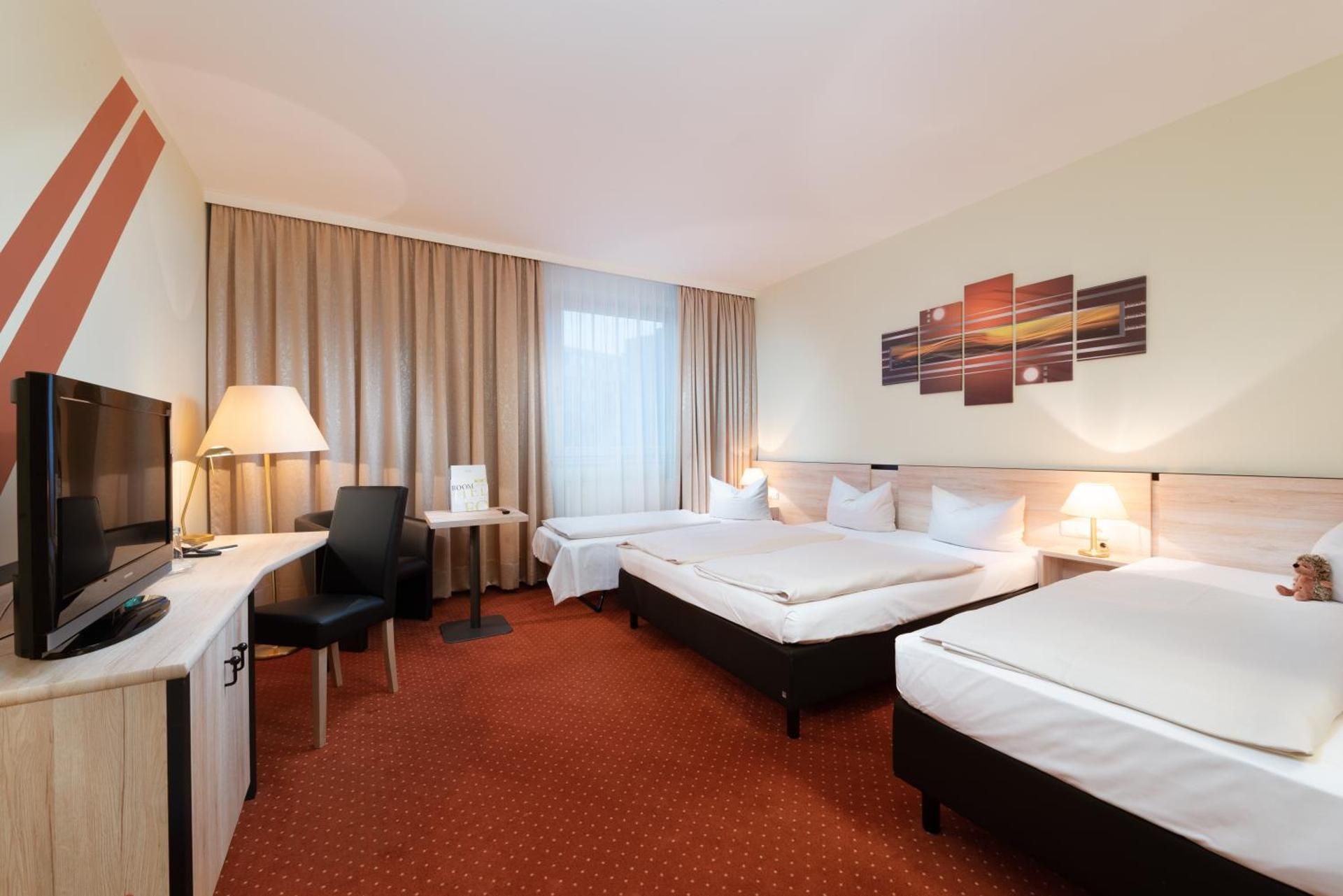 Superior Family Room (2 Adults + 2 Children)