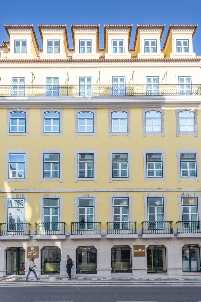 undefined MeraPrime Gold Design Hotel 8