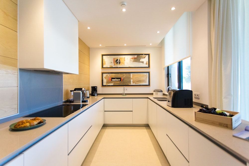 Monte Rei Golf & Country Club Deluxe Suite, 1 Bedroom 2