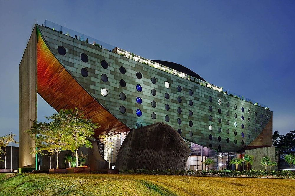 undefined Hotel Unique 6