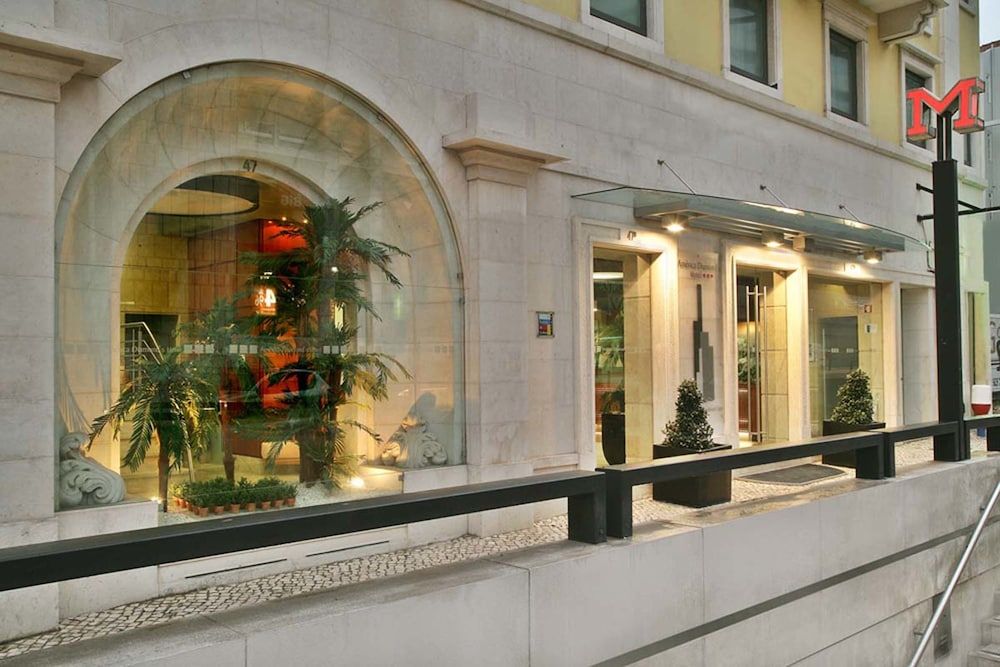 undefined America Diamonds Hotel 2