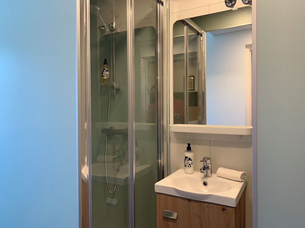 Discovery Apartment Carnaxide Business Studio Suite, 2 Twin Beds, Non Smoking, City View 20