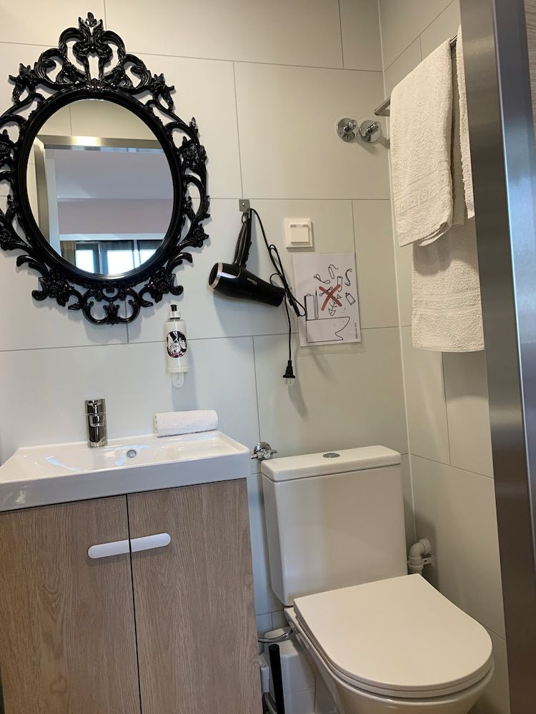 Discovery Apartment Carnaxide Business Studio Suite, 2 Twin Beds, Non Smoking, City View 17