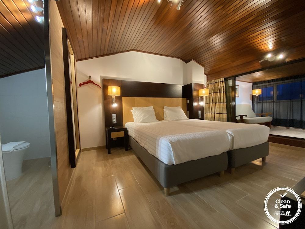 Discovery Apartment Carnaxide Estdio com Saleta