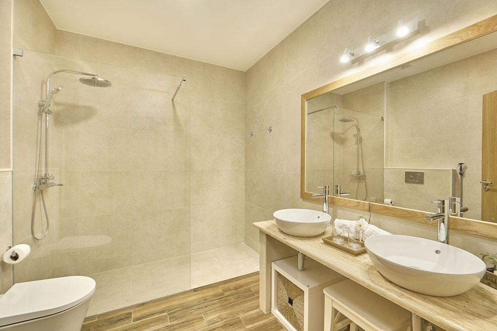 Hotel Rural Quinta do Marco Deluxe Room, Partial Ocean View 5