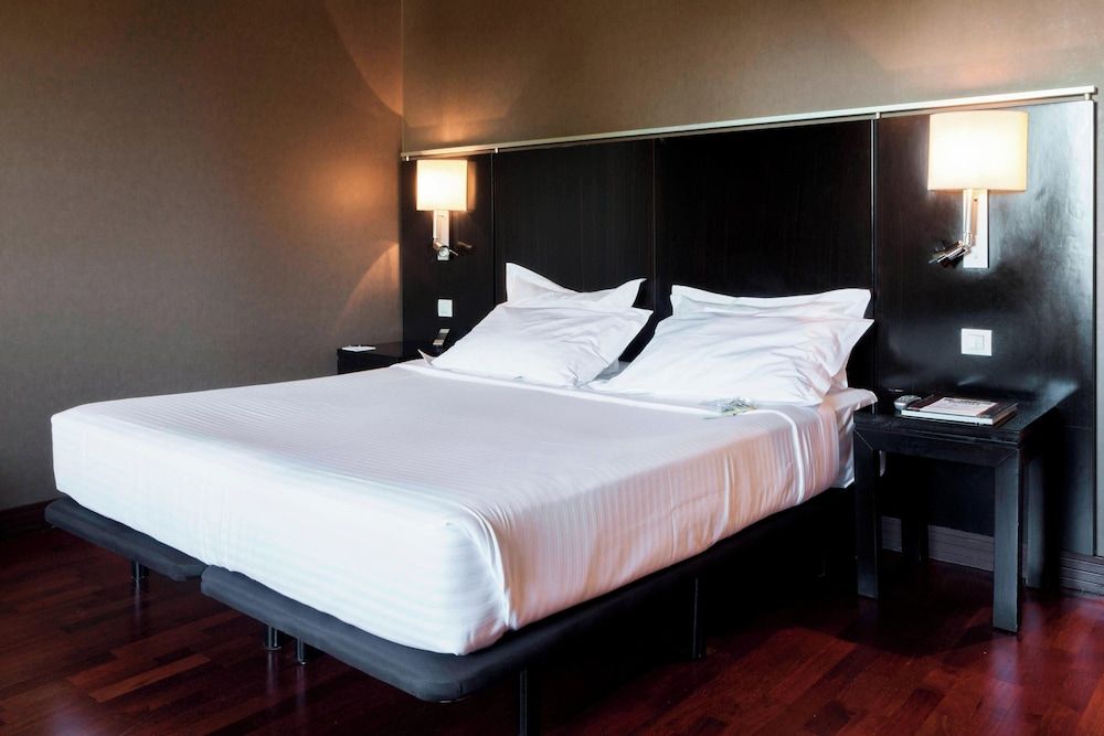 Superior Room, 1 King Bed, Non Smoking