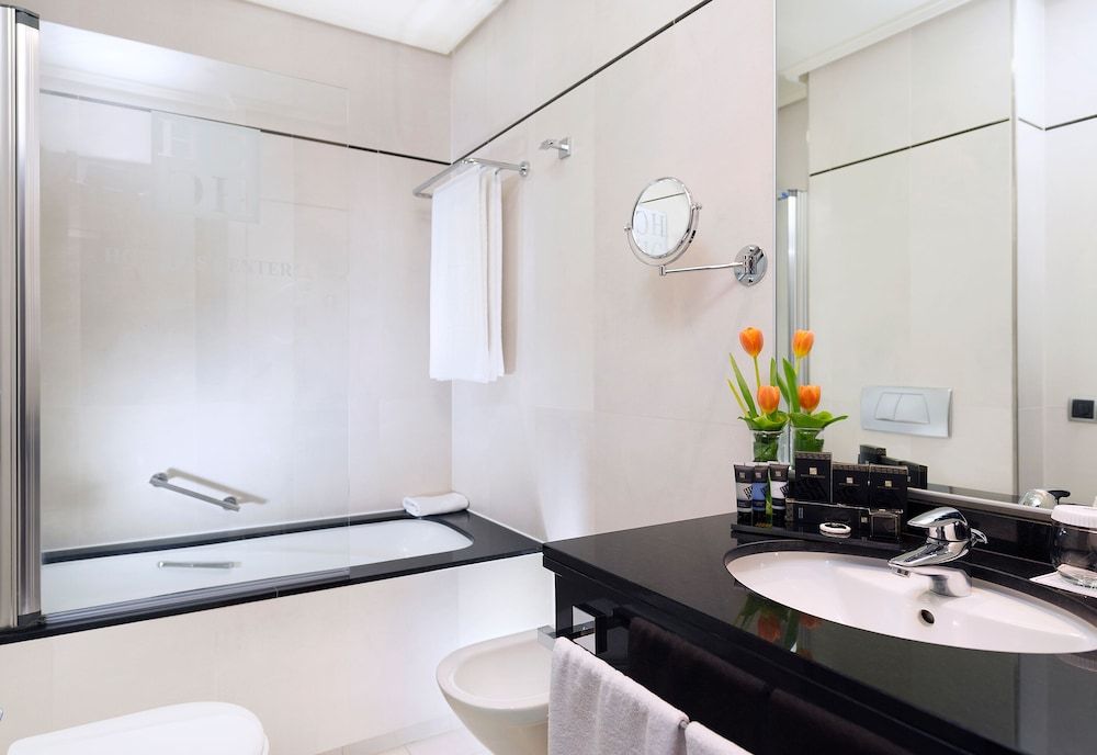 Hotel Valencia Center Standard Double or Twin Room 4