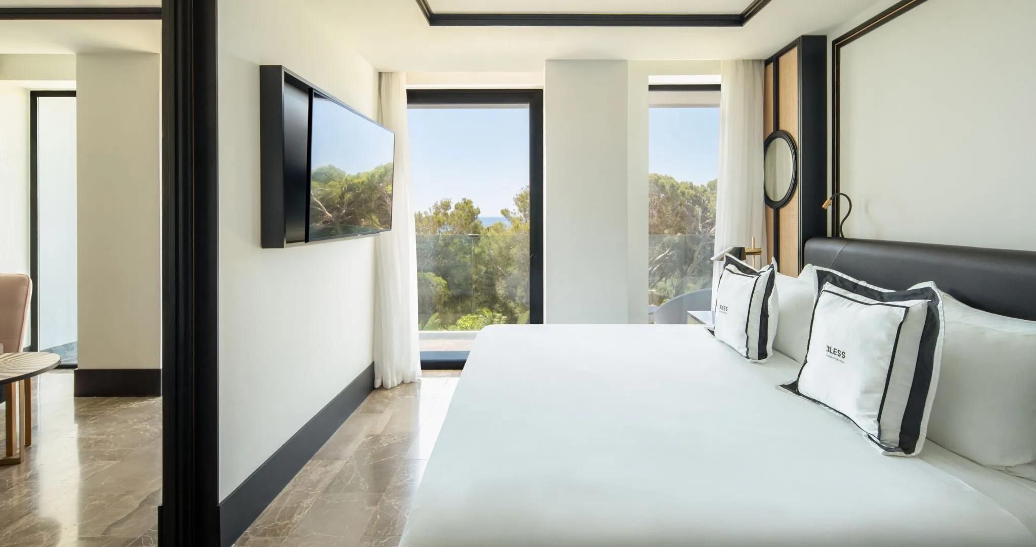 Suite for 2 Adults and 1 Child