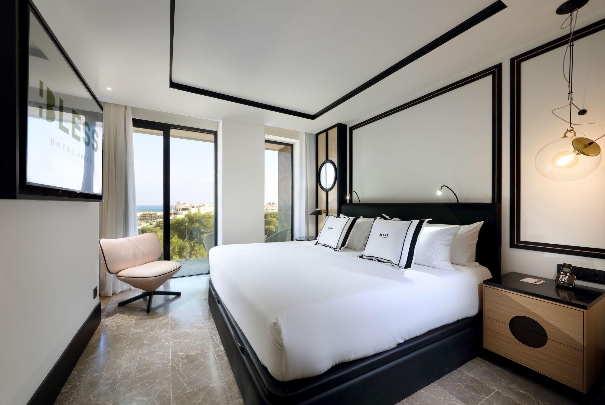 Deluxe Sea View