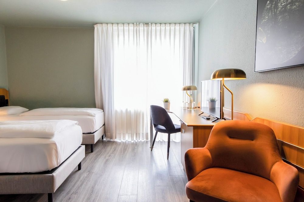 Mercure Hotel Pforzheim Classic Room, Multiple Beds 4