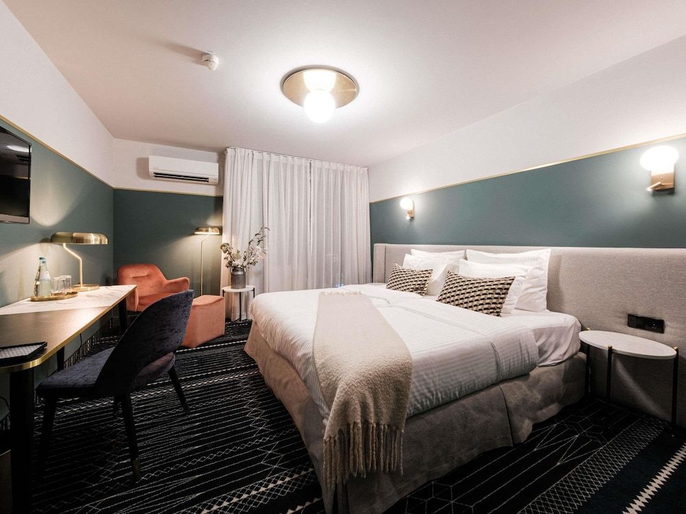 Mercure Hotel Pforzheim Superior Room, 1 Double Bed, Balcony 2