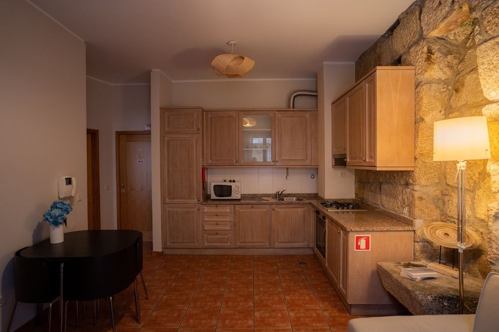 RIBEIRA by YoursPorto Apartment, 1 Bedroom, Balcony (Rua da Reboleira, 19) 13