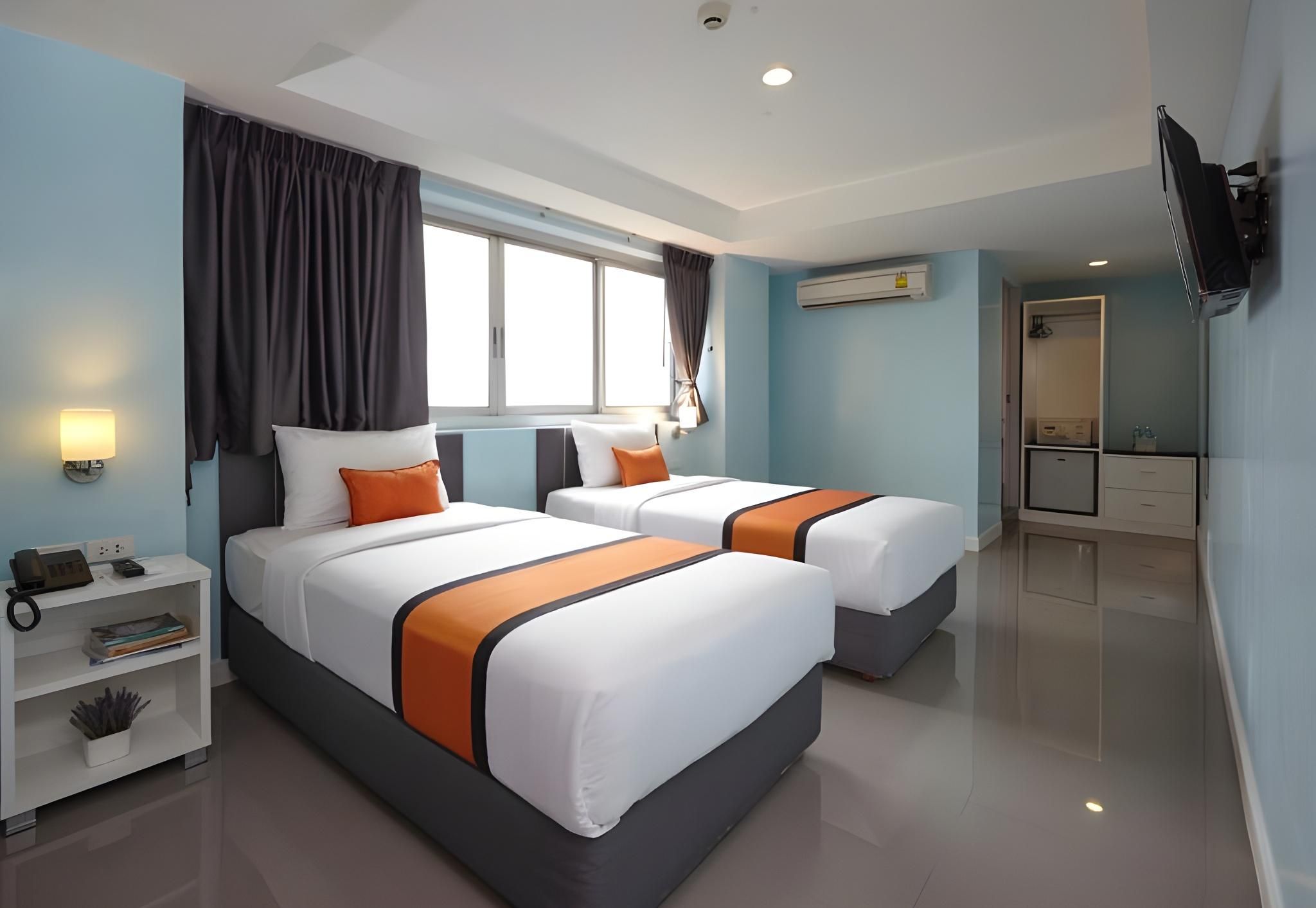 Anya Nana @ Sukhumvit Superior 2