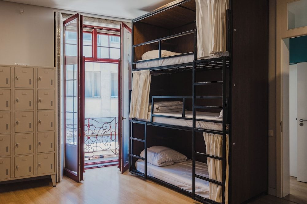 undefined Selina Porto 3