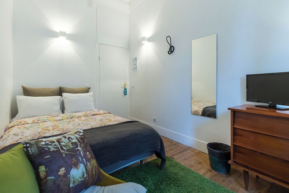 House Sao Bento Standard Double Room, Shared Bathroom (Duplo WC Partilhada) 6