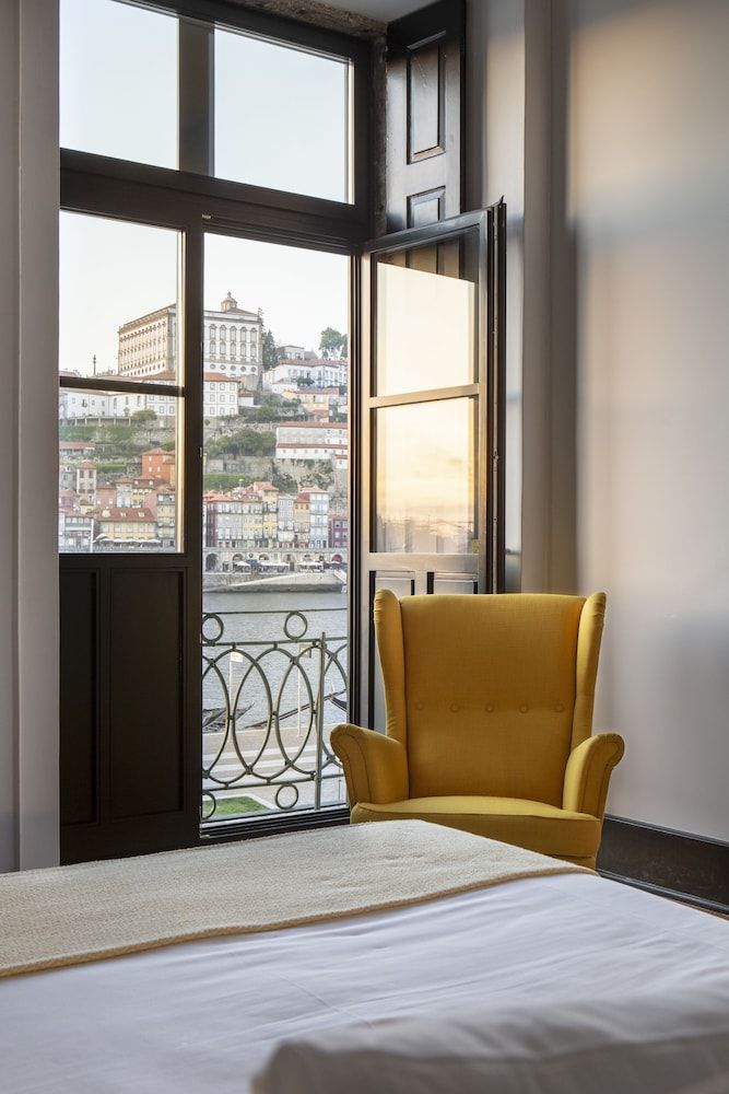The House of Sandeman Superior Room, River View 8
