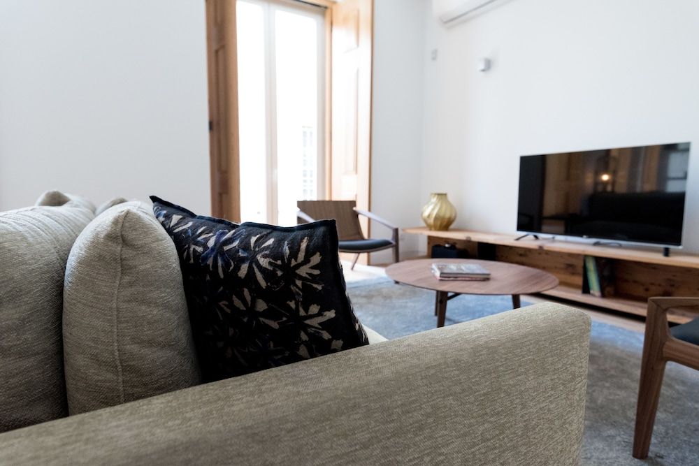 FLORA Chiado Apartments Studio 9