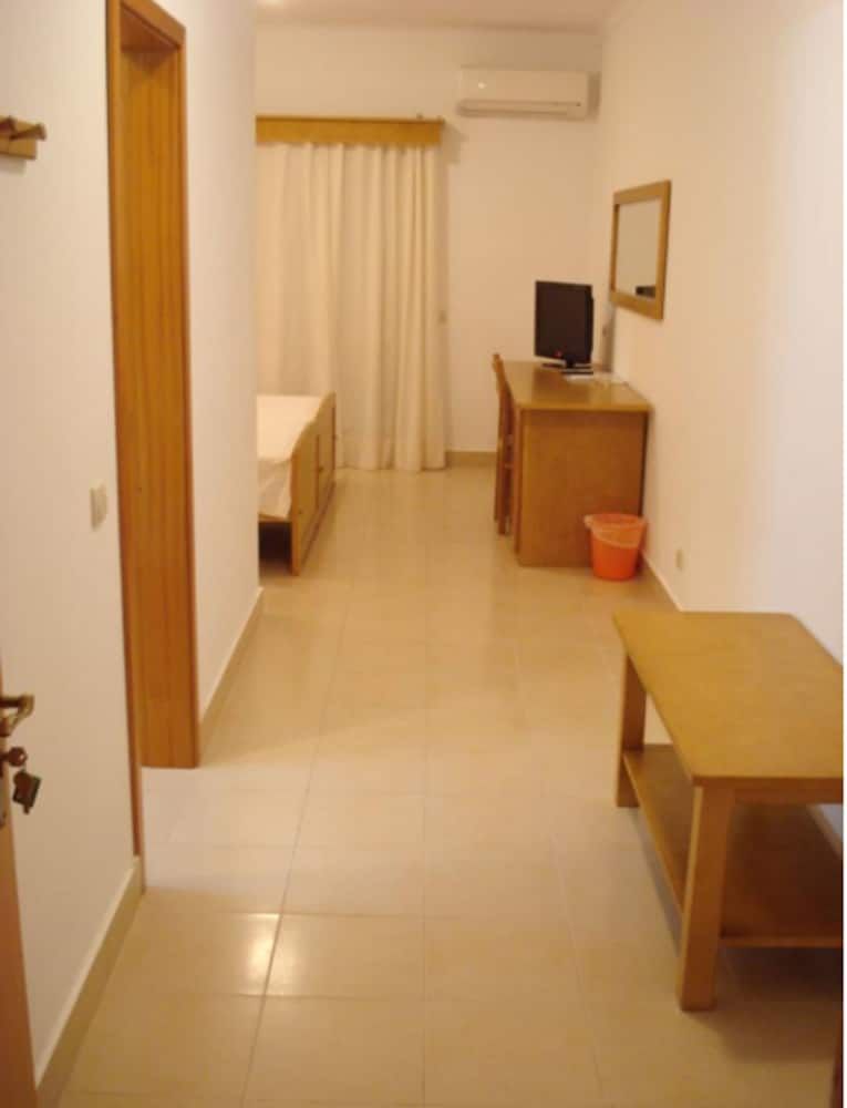 Rialgarve Twin Room 4