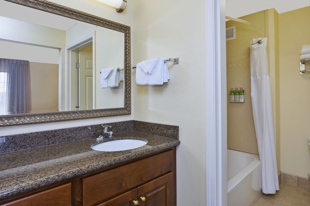 Suite, 1 Bedroom, Kitchen