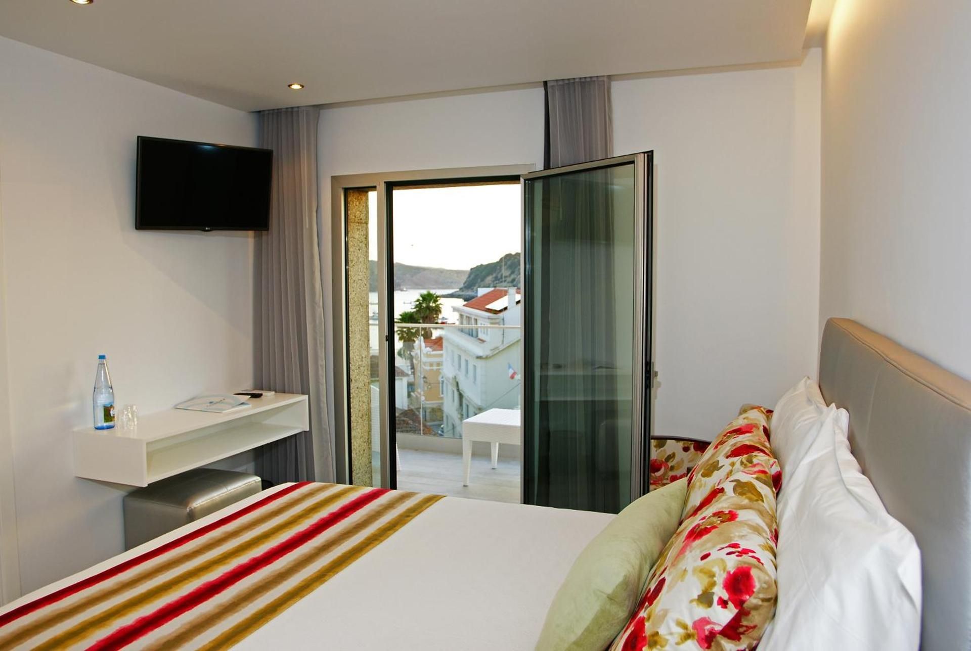 Double Room with Balcony and Sea View