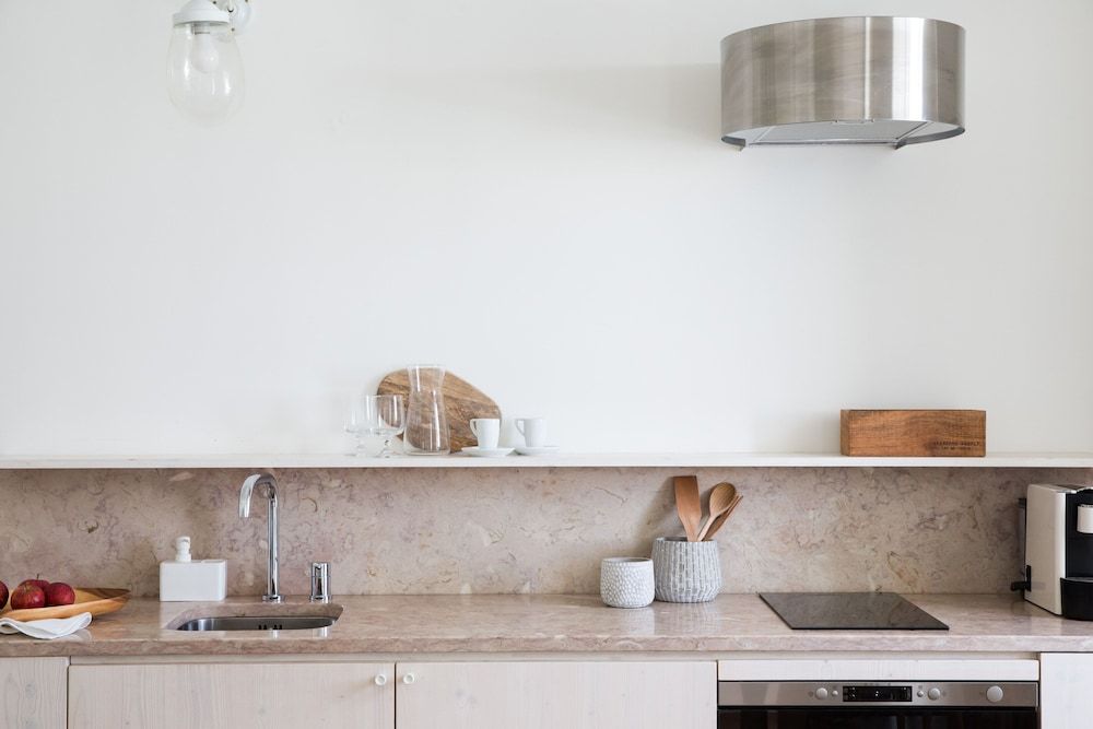 Dona Graca Lisbon Apartments Superior Studio 7