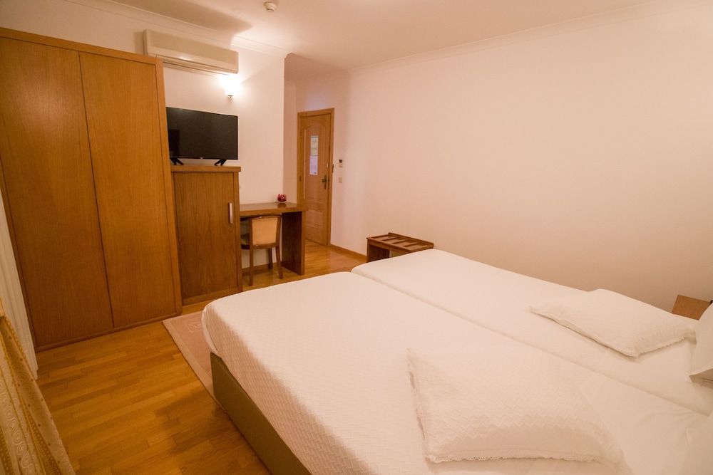 Hotel Estalagem Turismo Traditional Twin Room 3