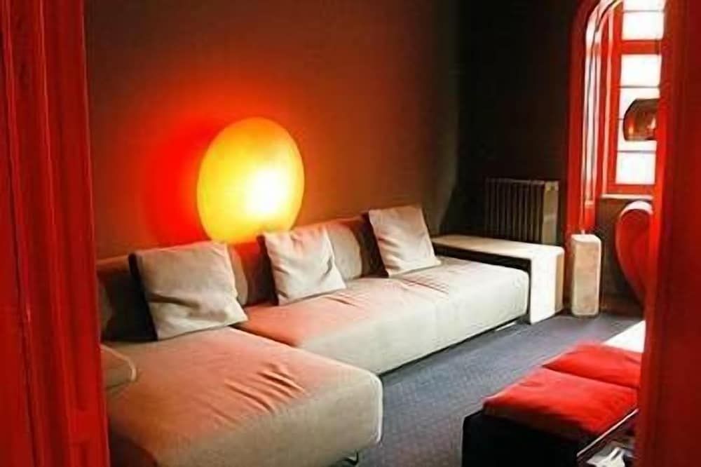 undefined Monty Small Design Hotel 4