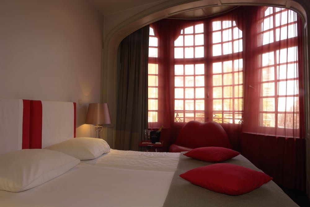 undefined Monty Small Design Hotel 9